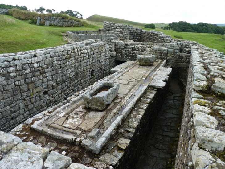 housesteads_2010_latrines (12)